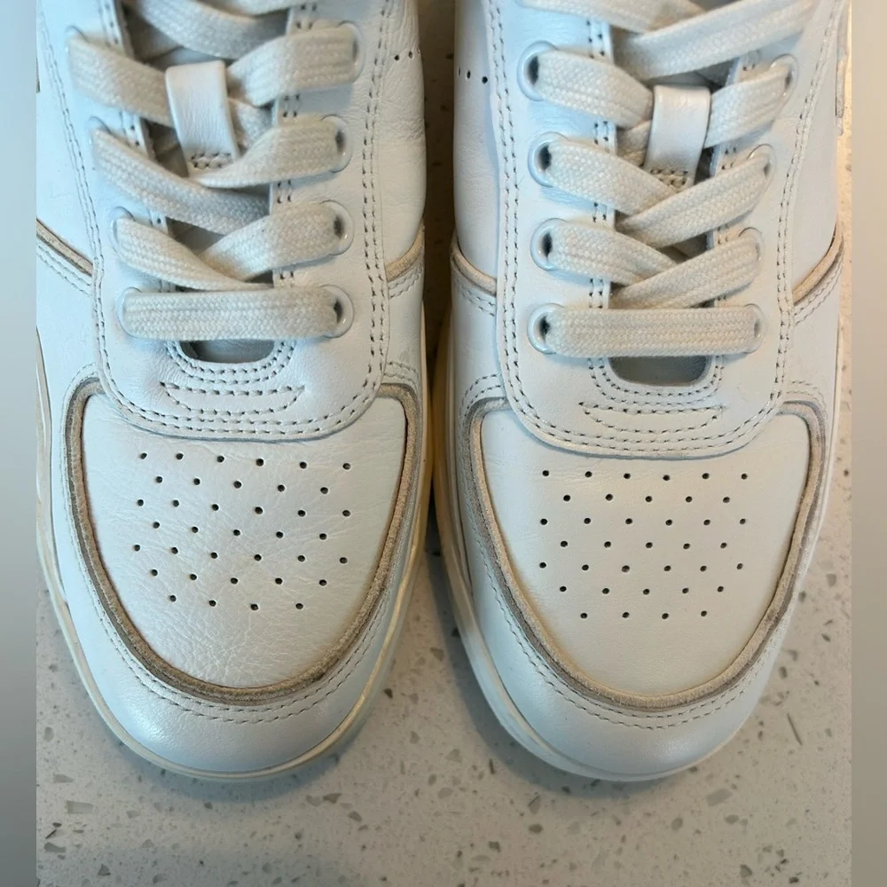 Tory Burch CLOVER COURT SNEAKER - Picture 3 of 13